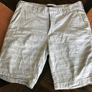 Gray/white striped men’s shorts